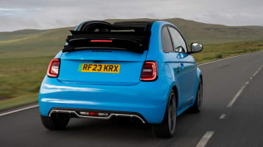 Abarth 500e Convertible - rear